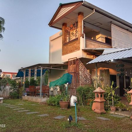 Hotel Ban Maitree Chiang Mai Exterior foto